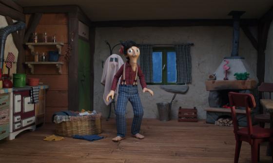 Scéna z filmu KOYAA: Strašidelná deka