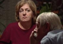 Scéna z filmu Žid voličom strany Fidesz, matka bez národného cítenia a mediácia